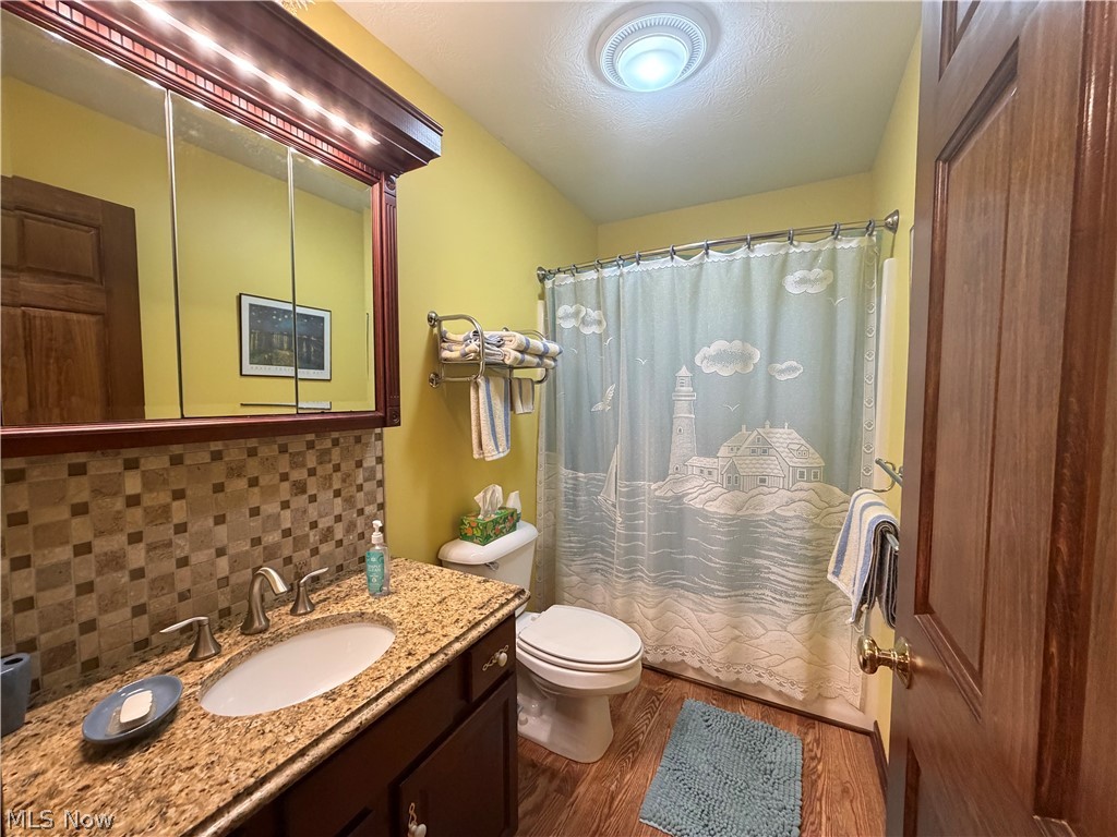 435 Thomas Alva Drive Vermilion OH 44089