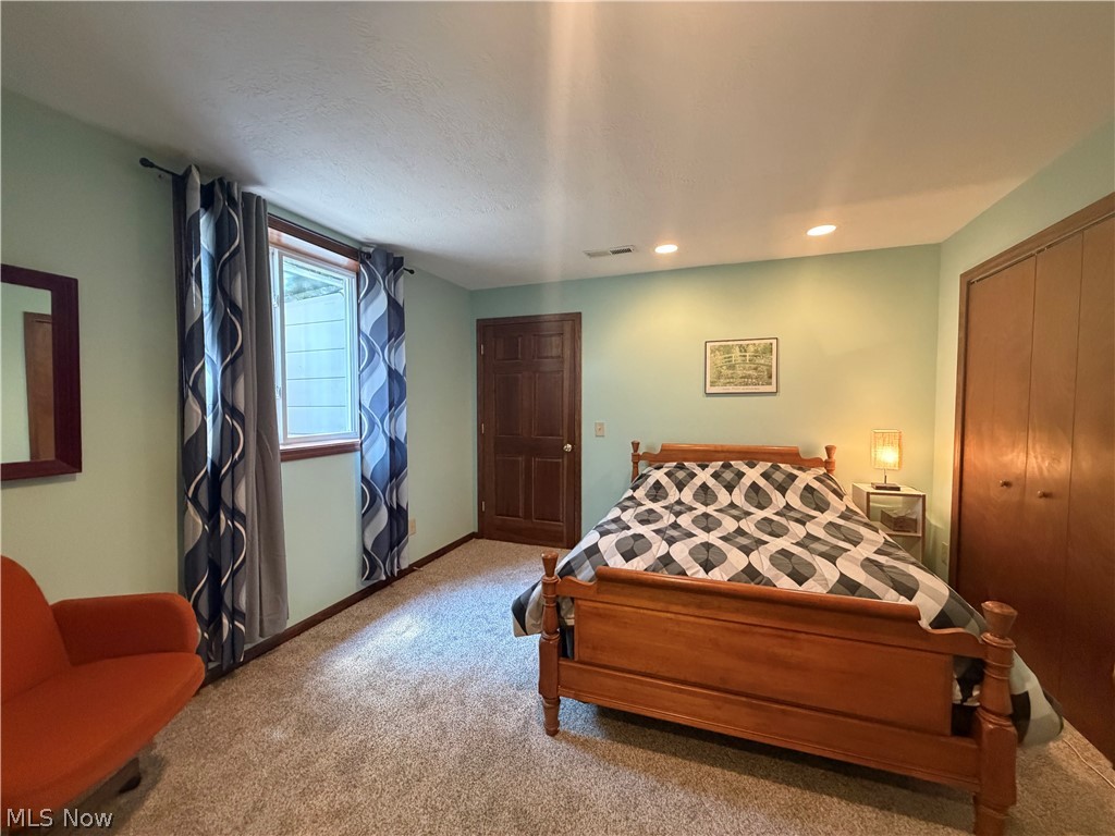 435 Thomas Alva Drive Vermilion OH 44089