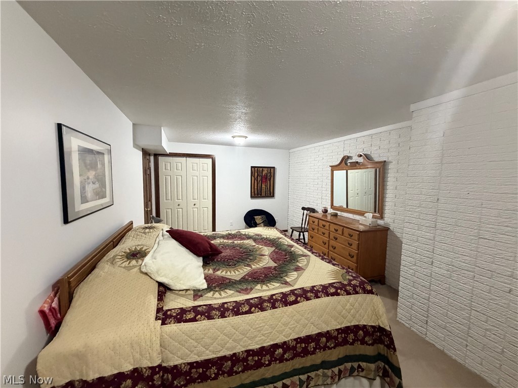 435 Thomas Alva Drive Vermilion OH 44089