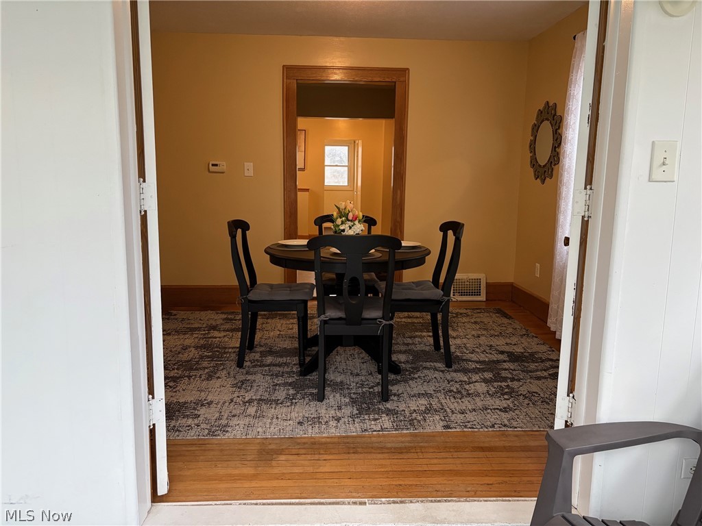 733 Damon Street Akron OH 44310