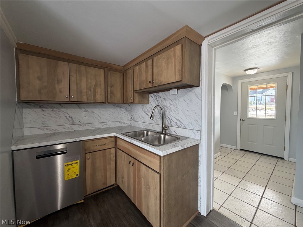 782 Hill Street Coshocton OH 43812