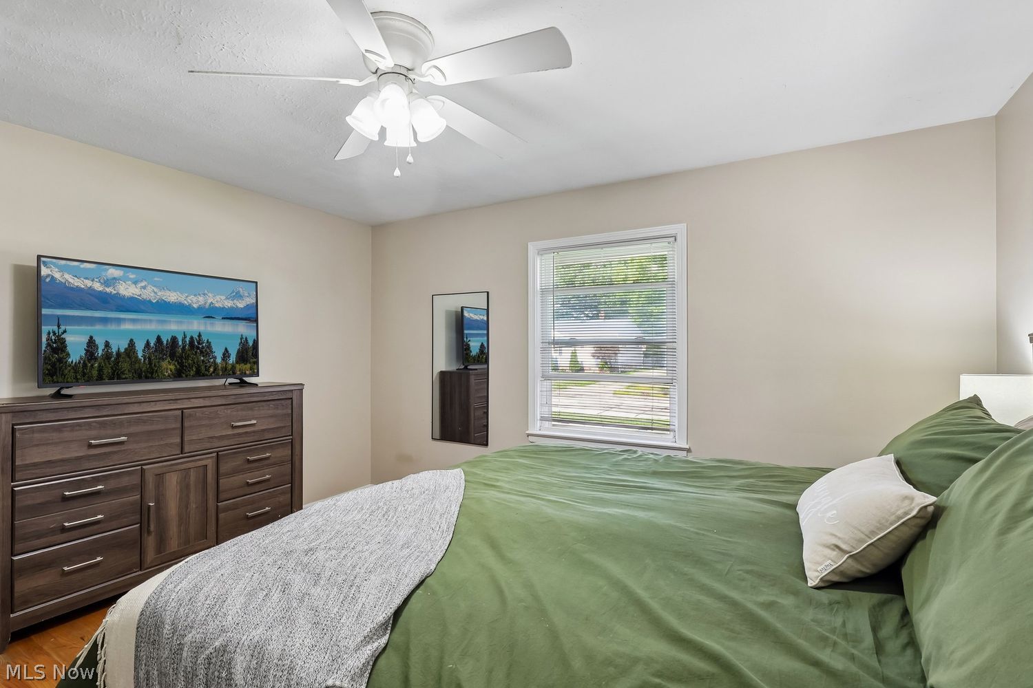827 Pendley Road Willowick OH 44095