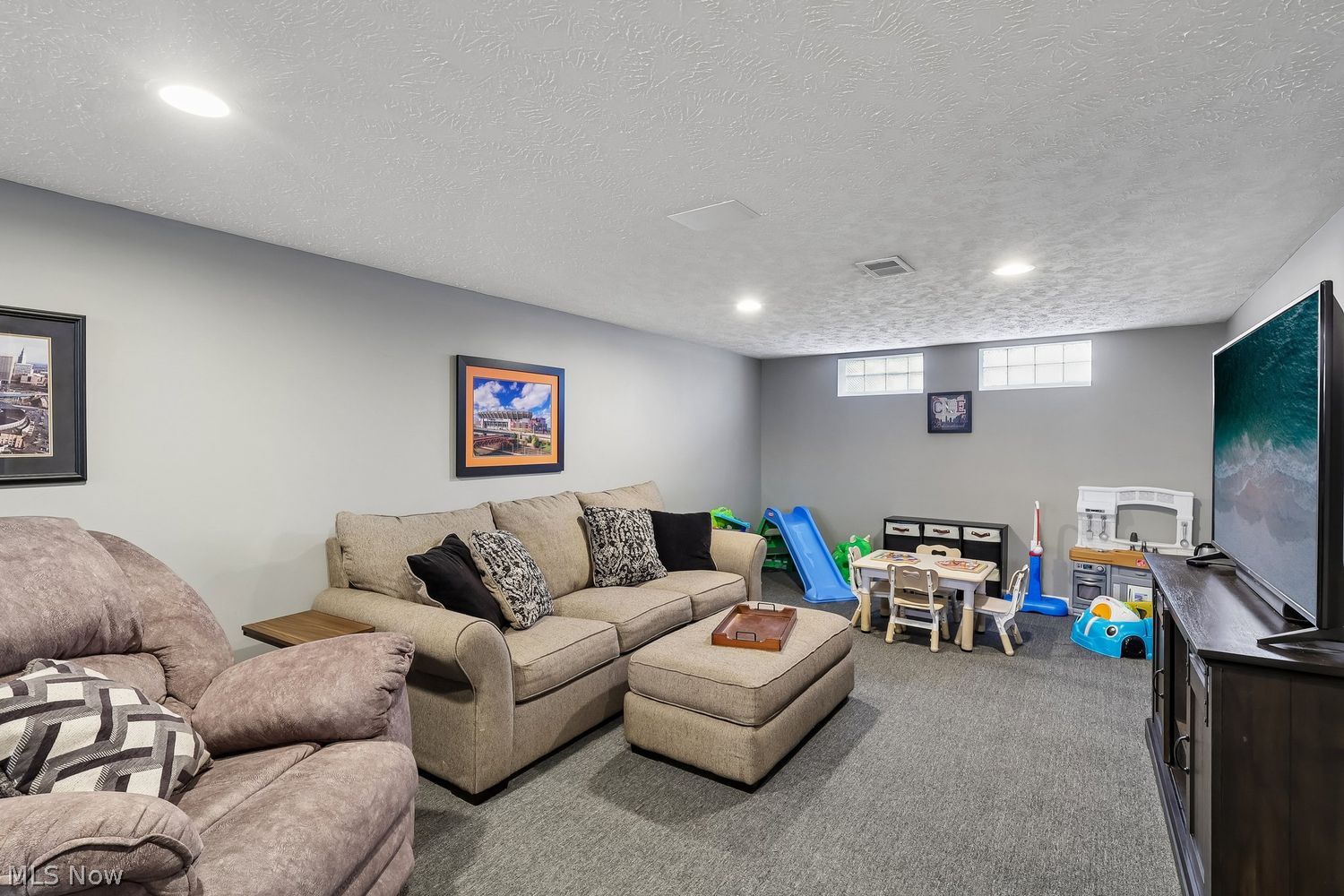 827 Pendley Road Willowick OH 44095