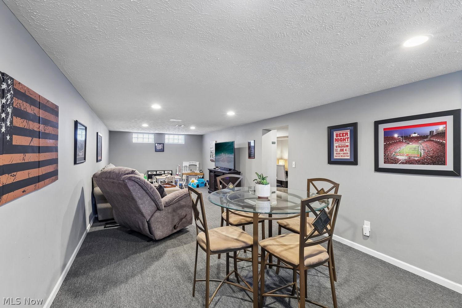 827 Pendley Road Willowick OH 44095