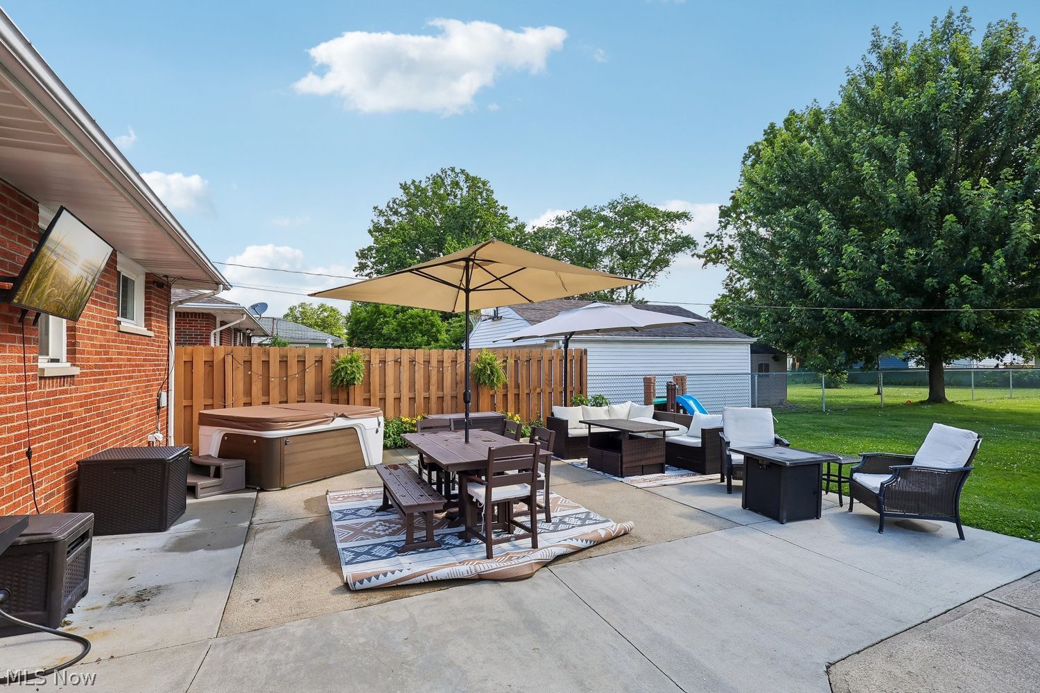 827 Pendley Road Willowick OH 44095