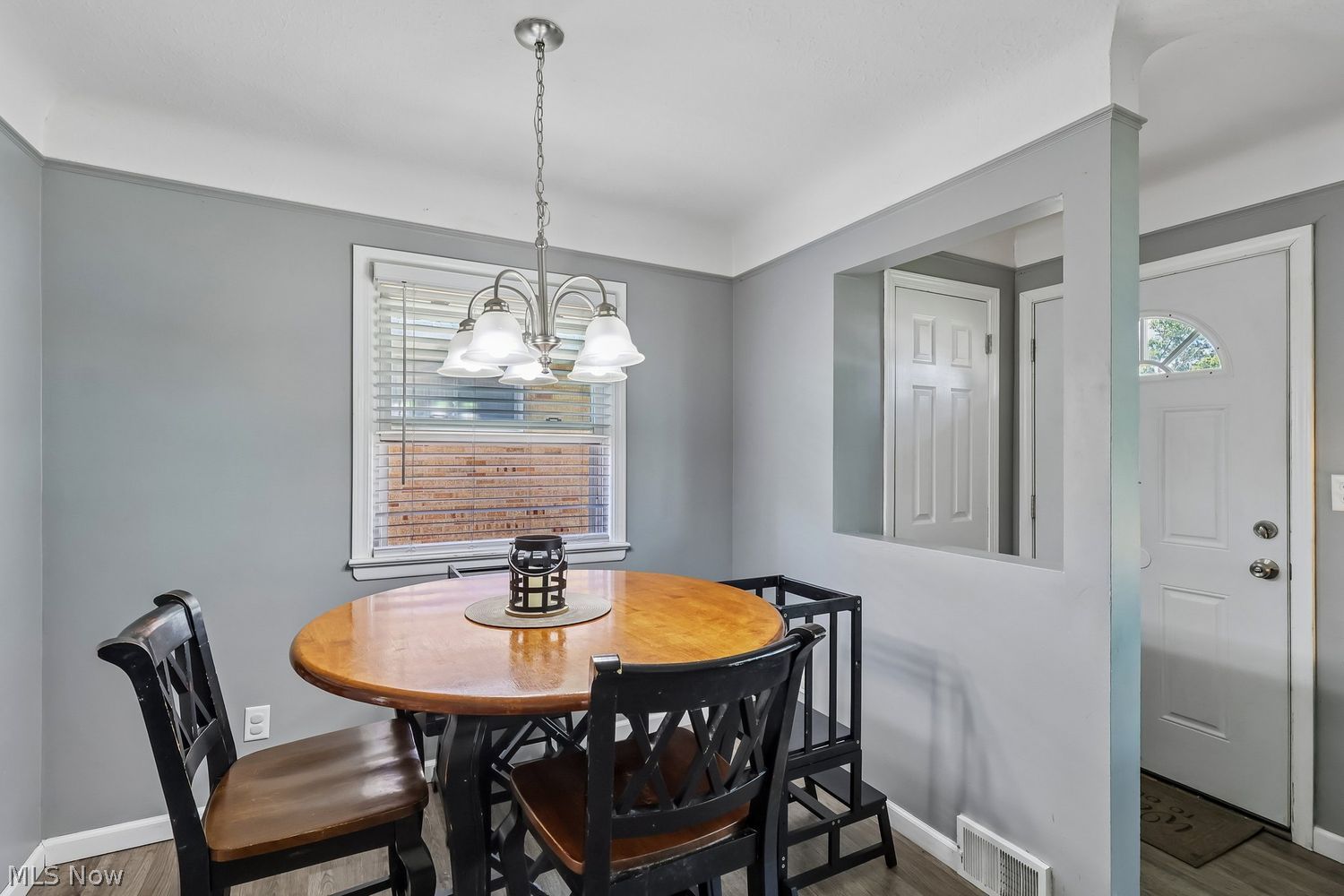 827 Pendley Road Willowick OH 44095