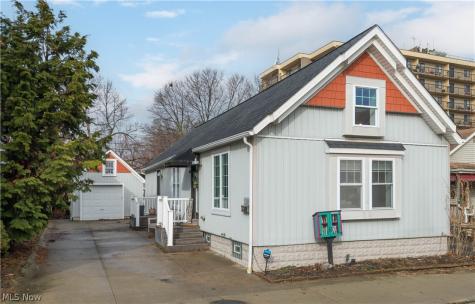 1338 W 69th Street Cleveland OH 44102