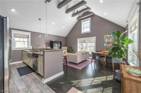 1338 W 69th Street Cleveland OH 44102