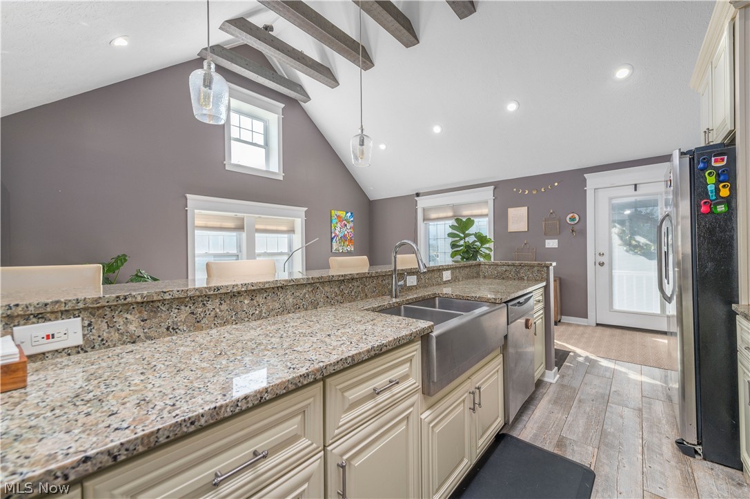1338 W 69th Street Cleveland OH 44102