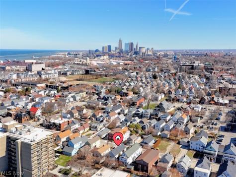 1338 W 69th Street Cleveland OH 44102