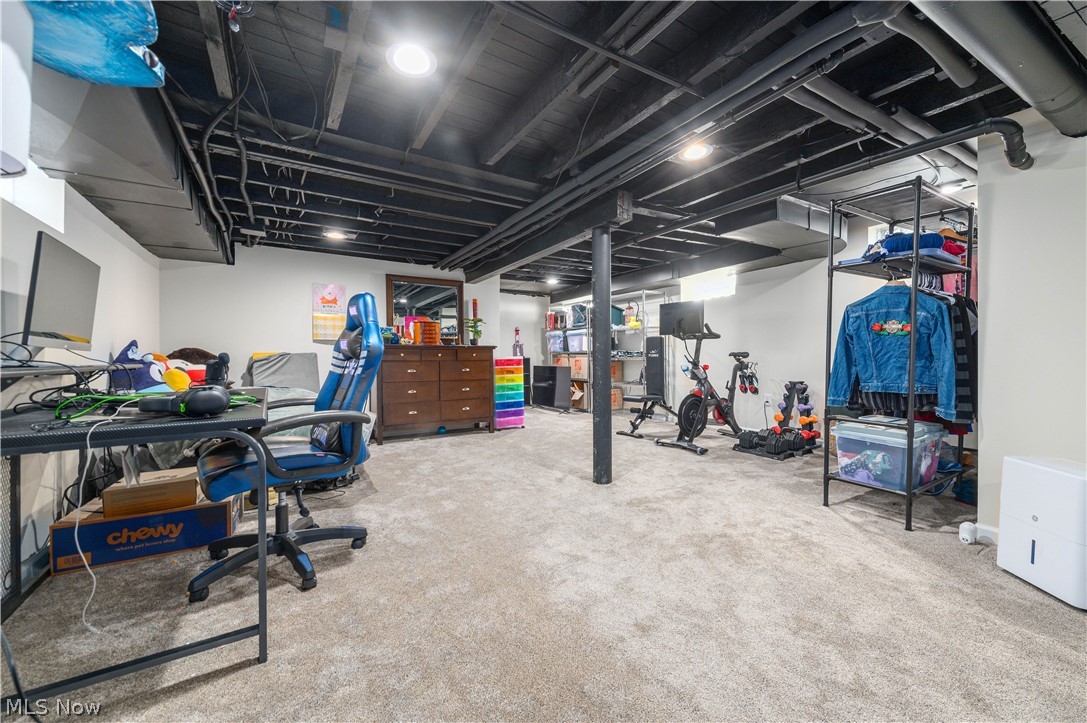 1338 W 69th Street Cleveland OH 44102