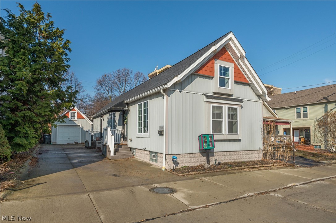 1338 W 69th Street Cleveland OH 44102