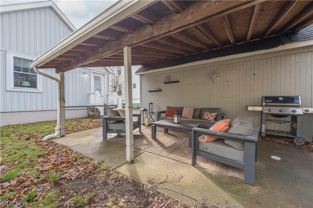 1338 W 69th Street Cleveland OH 44102