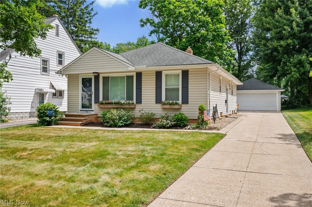 6684 Bonnieview Road Mayfield Village OH 44143