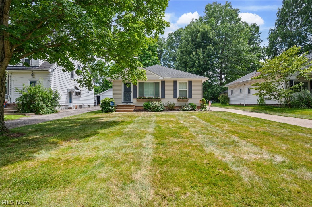 6684 Bonnieview Road Mayfield Village OH 44143
