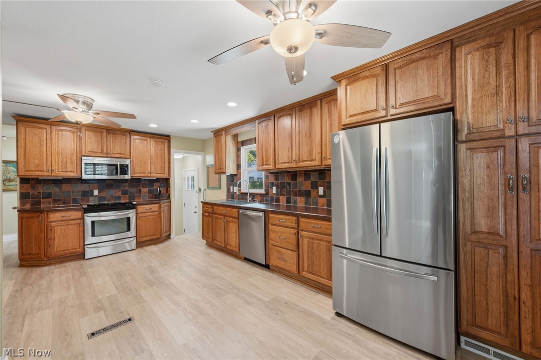 6684 Bonnieview Road Mayfield Village OH 44143