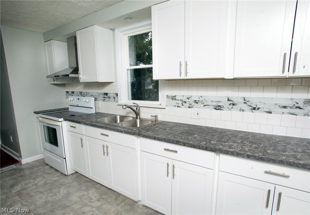 1330 24th Street NE Canton OH 44714