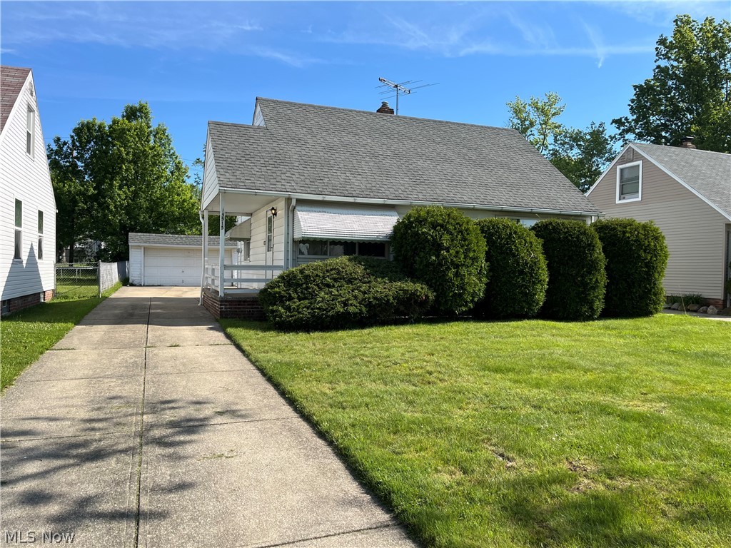 15513 Walvern Boulevard Maple Heights OH 44137