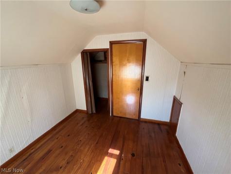 15513 Walvern Boulevard Maple Heights OH 44137