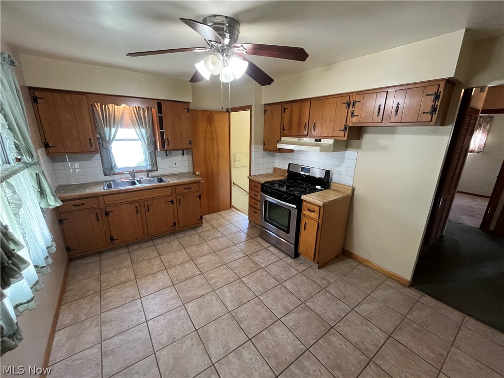 15513 Walvern Boulevard Maple Heights OH 44137