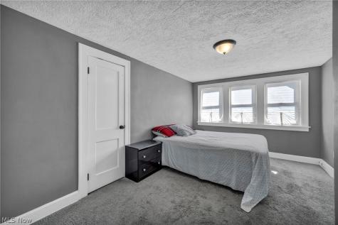 24801 Highland Road Richmond Heights OH 44143