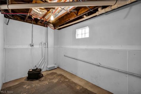 24801 Highland Road Richmond Heights OH 44143