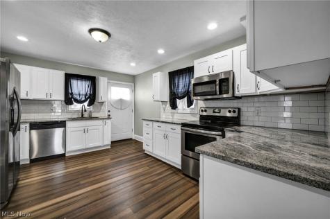 24801 Highland Road Richmond Heights OH 44143