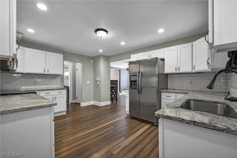 24801 Highland Road Richmond Heights OH 44143