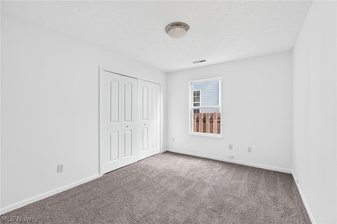 8832 Wheaton Place North Ridgeville OH 44039