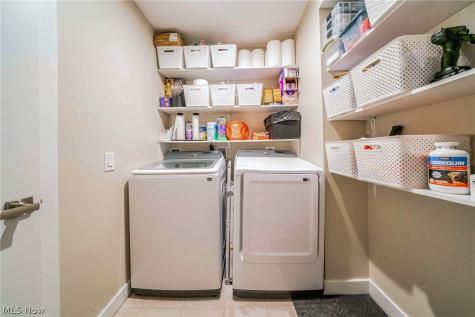369 Pebble Creek Court Amherst OH 44001