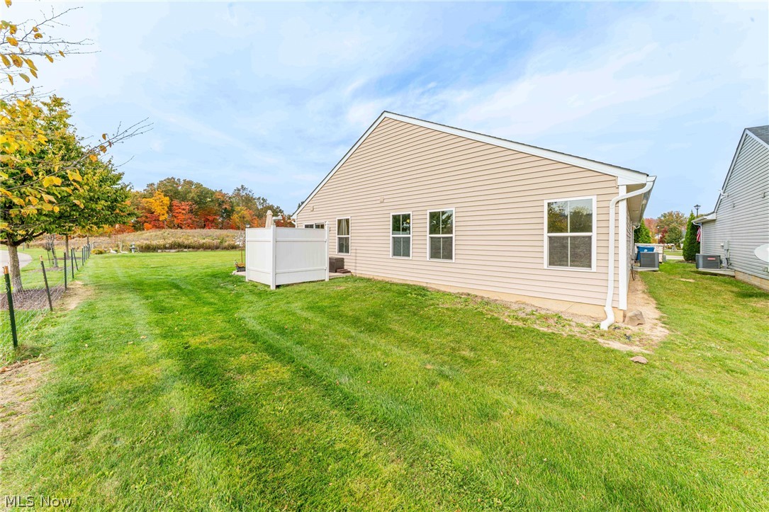 369 Pebble Creek Court Amherst OH 44001