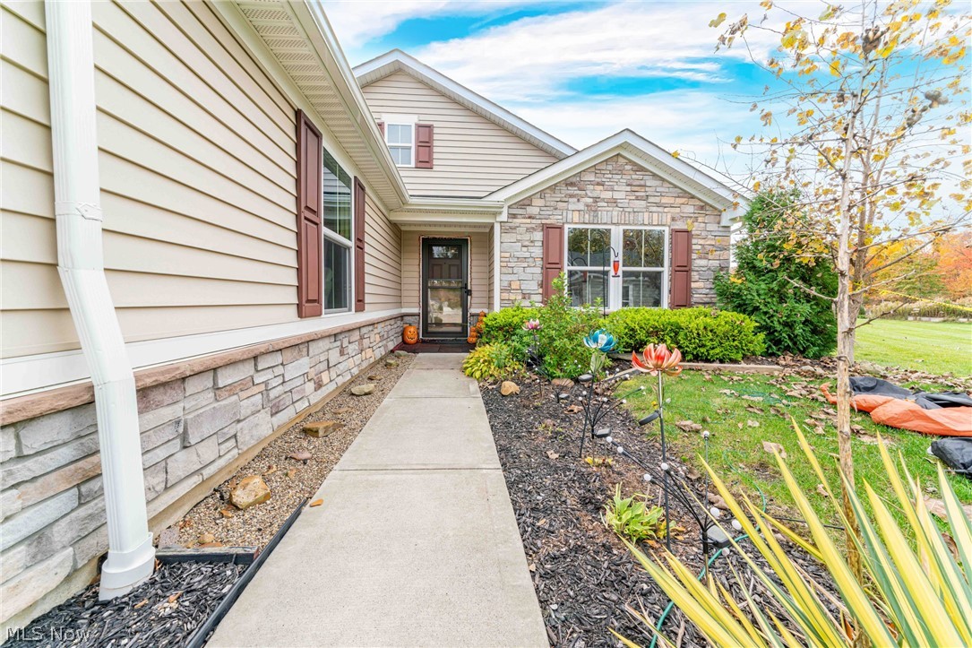 369 Pebble Creek Court Amherst OH 44001
