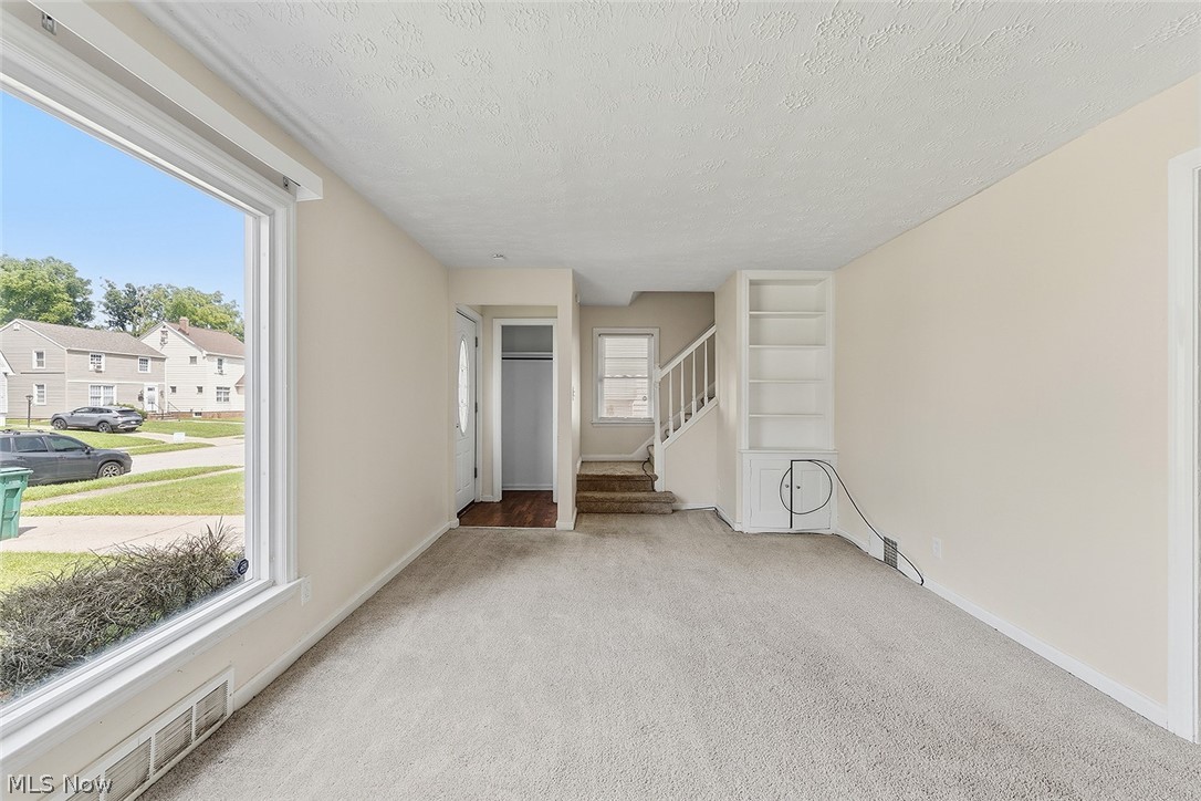 19316 Milan Drive Maple Heights OH 44137