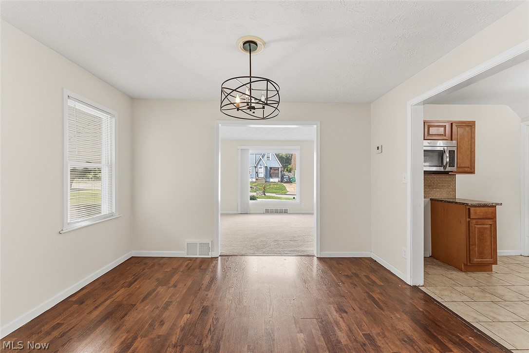19316 Milan Drive Maple Heights OH 44137