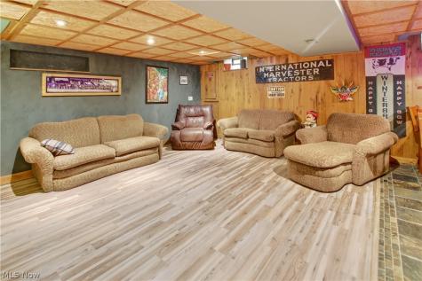 27341 Bagley Road Olmsted Twp OH 44138