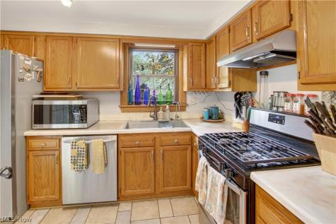 27341 Bagley Road Olmsted Twp OH 44138