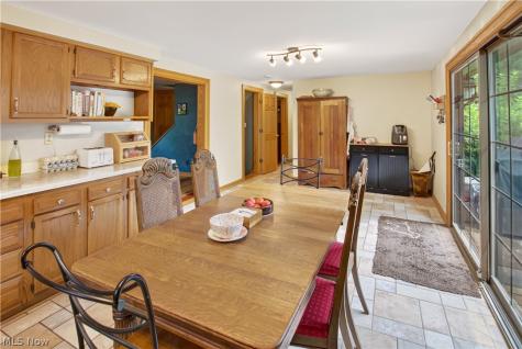 27341 Bagley Road Olmsted Twp OH 44138