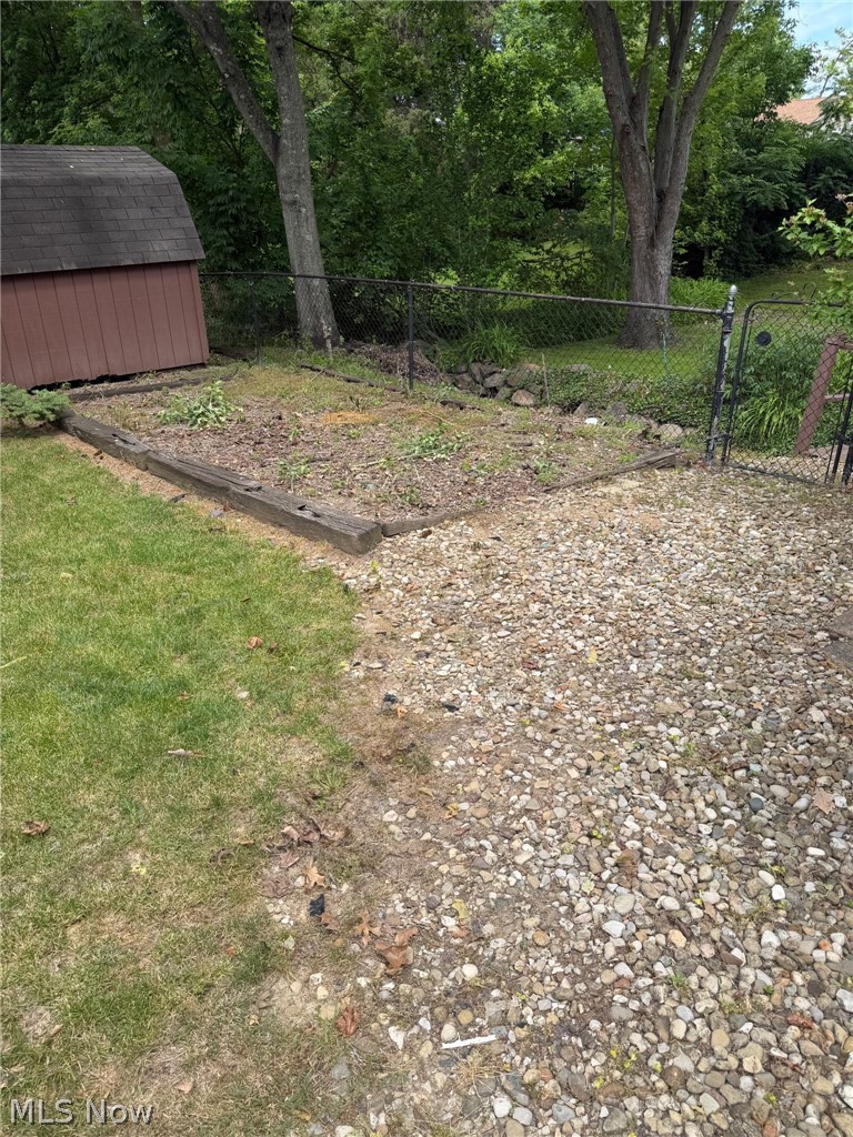 481 Shupe Avenue Amherst OH 44001