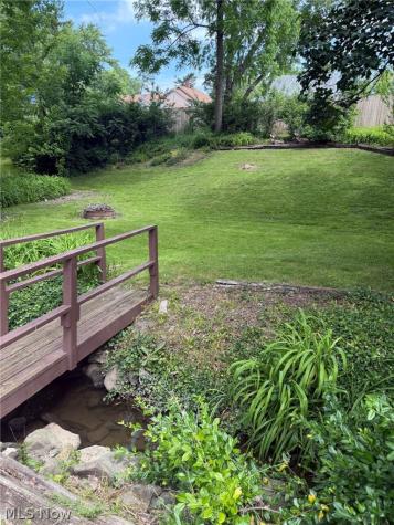 481 Shupe Avenue Amherst OH 44001