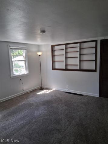 481 Shupe Avenue Amherst OH 44001