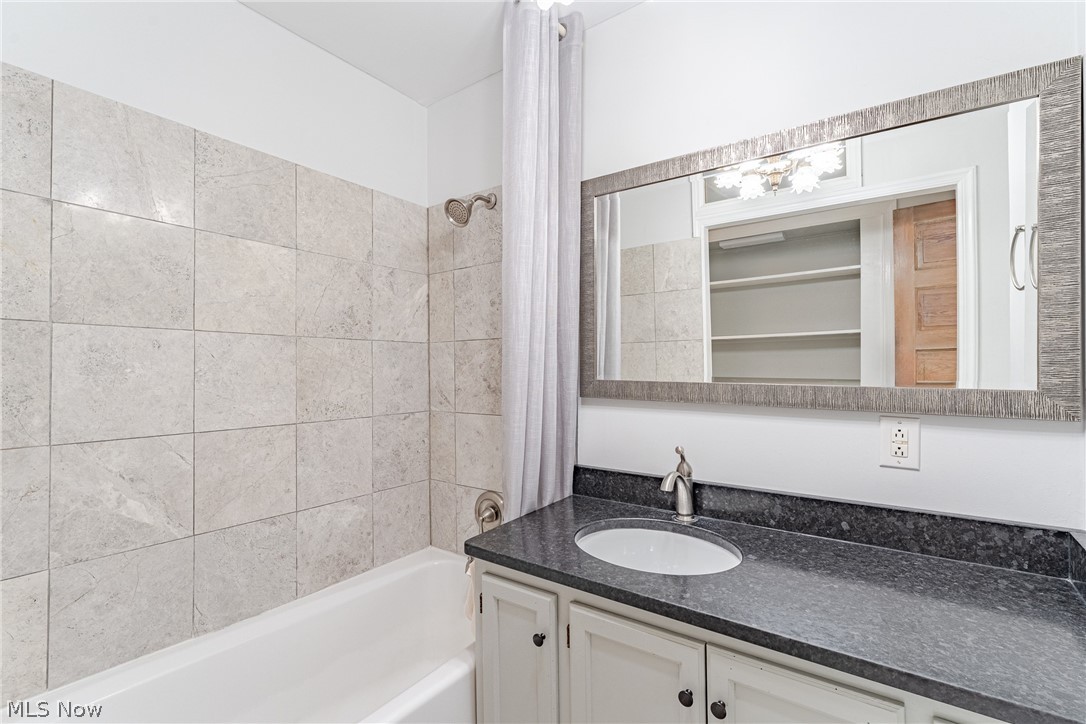 1091 S Green Road South Euclid OH 44121