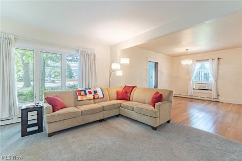 1091 S Green Road South Euclid OH 44121