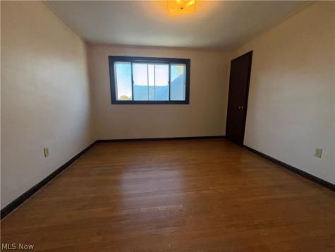 8104 Chesterfield Avenue Parma OH 44129