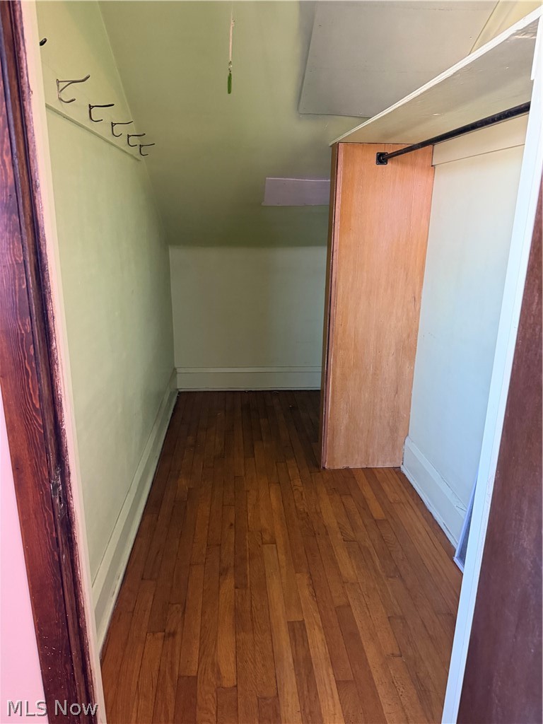 8104 Chesterfield Avenue Parma OH 44129