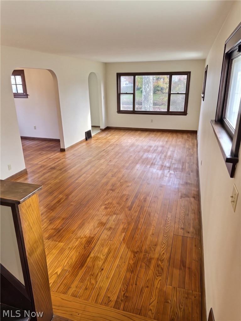 8104 Chesterfield Avenue Parma OH 44129