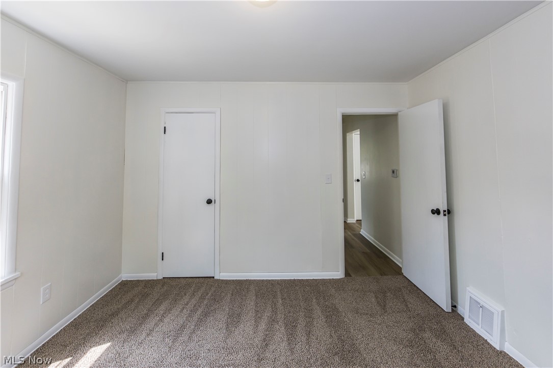 144 Malacca Street Akron OH 44305