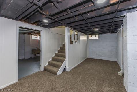 144 Malacca Street Akron OH 44305
