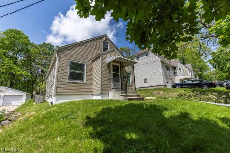 144 Malacca Street Akron OH 44305