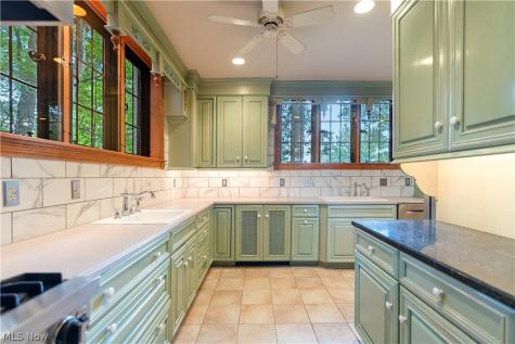 2421 Brentwood Road NW Canton OH 44708