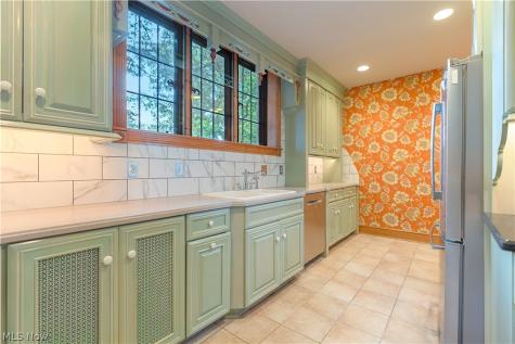 2421 Brentwood Road NW Canton OH 44708